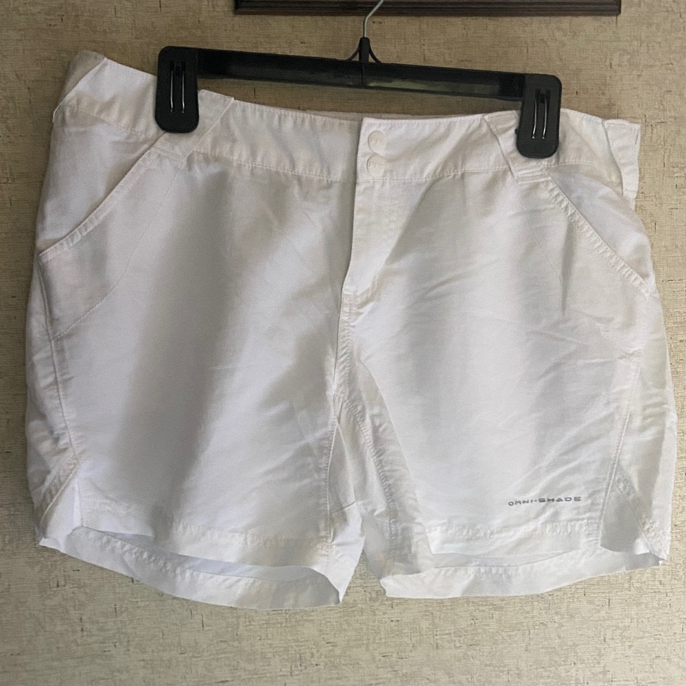 Columbia White PFG Shorts
